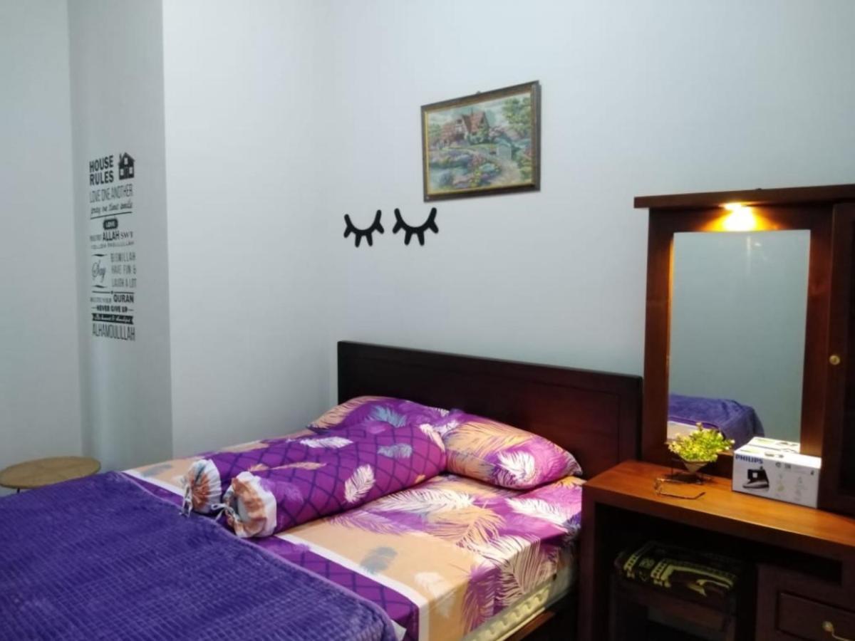 Family Villa Syariah C-37 Batu バトゥ エクステリア 写真